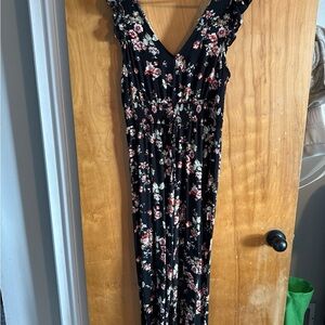 Xhilaration Black Floral Pant Jumper